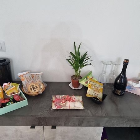 Mito Apartment Каляри Екстериор снимка