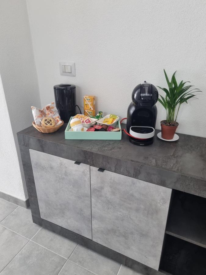 Mito Apartment Каляри Екстериор снимка